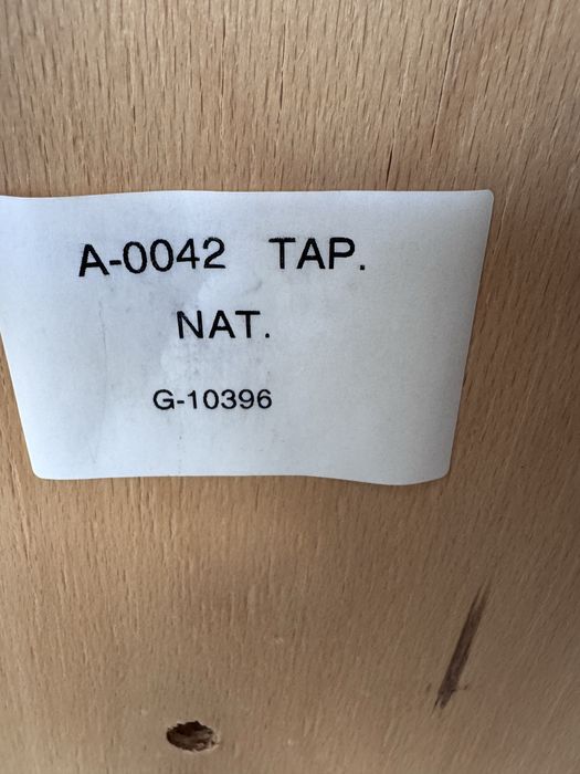 Krzesło krzesła fameg fotel shell tapicerowane taupe bezowe drewniane