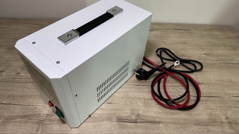 ДБЖ з правильною синусоїдою 12V 800VA/640W