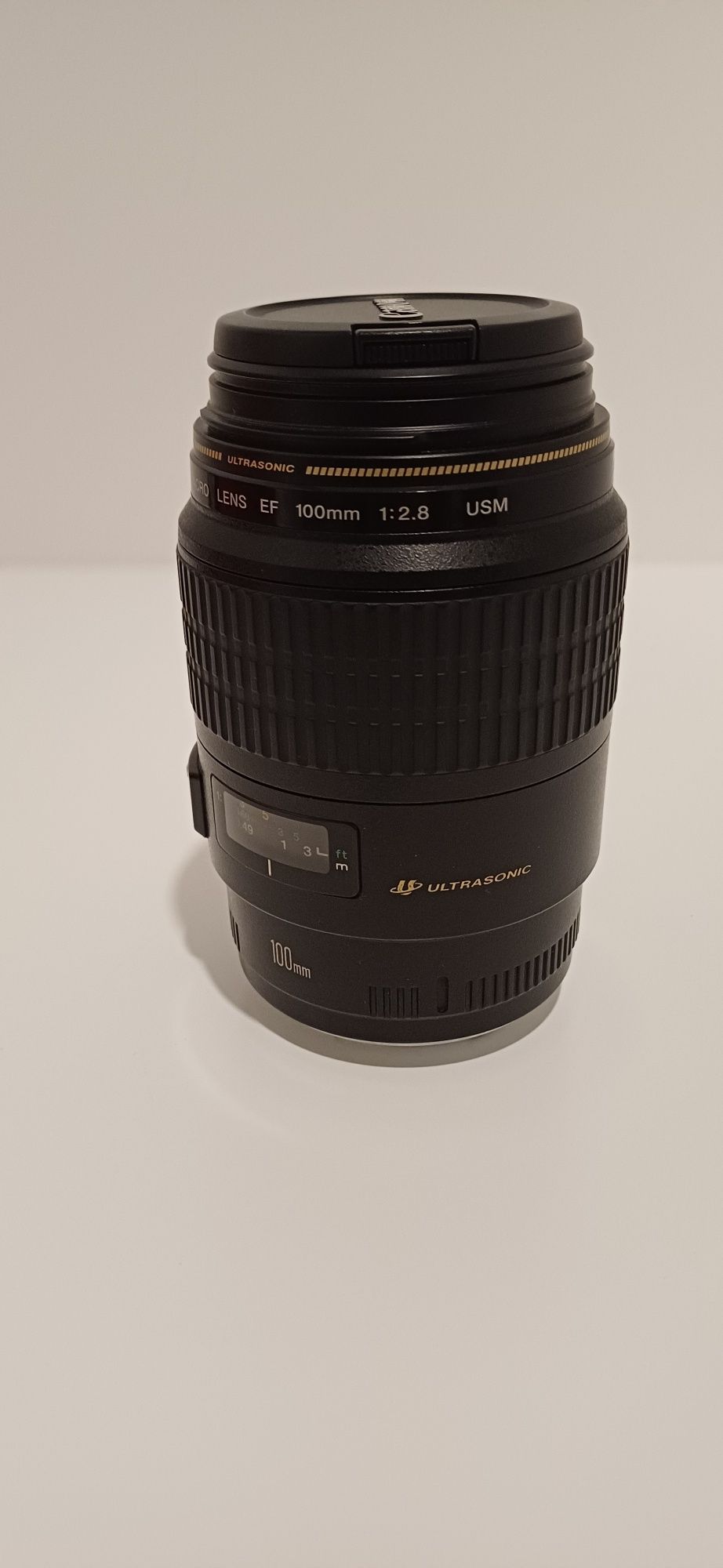 Canon 100mm 2.8 macro