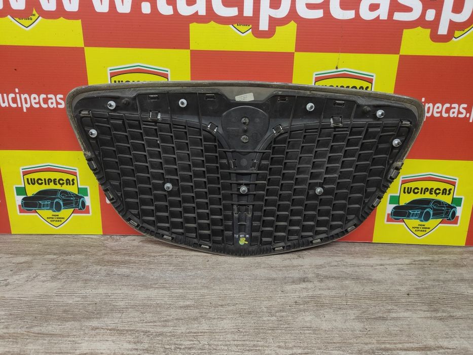 Grelha da frente Lancia ypsilon