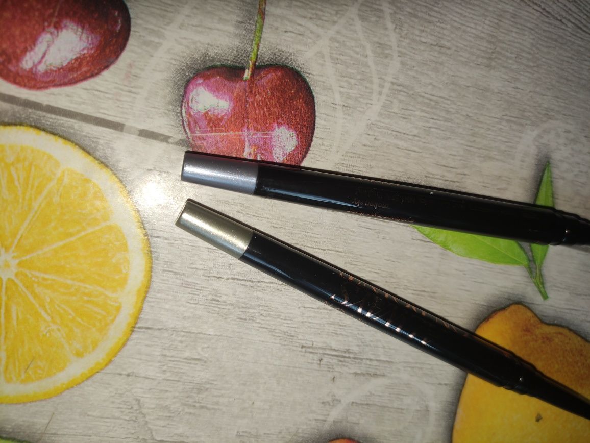 Konturówka Do Oczu Avon