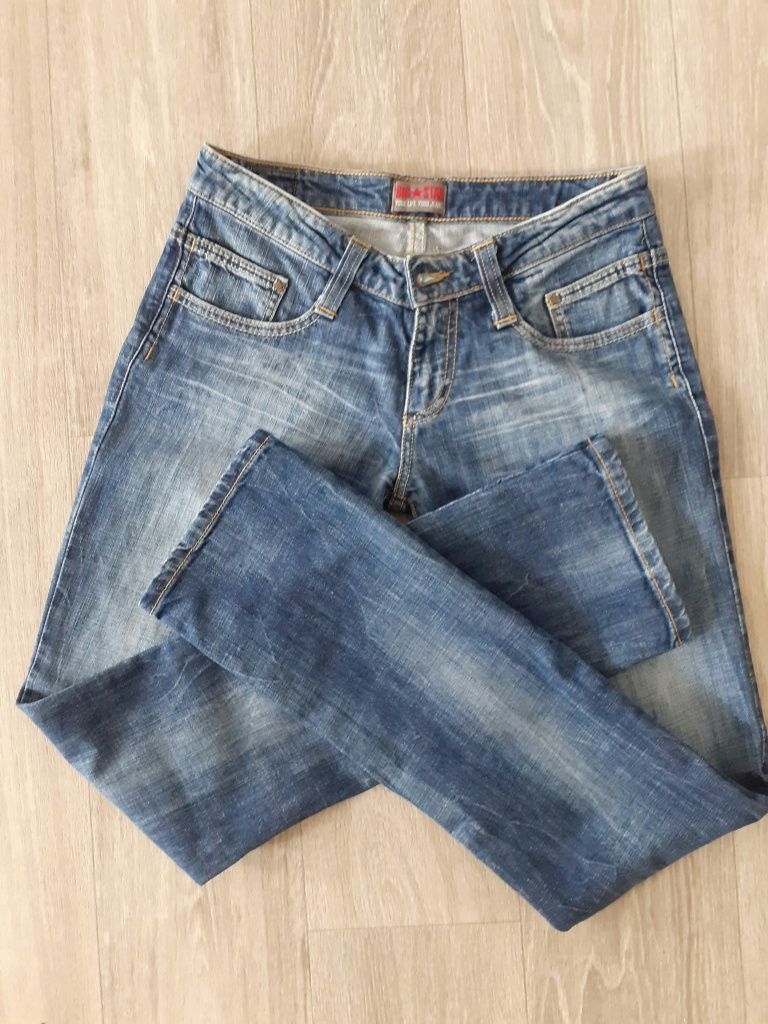Spodnie jeansy dzinsy Big Star rozmiar 27/32 nowe
