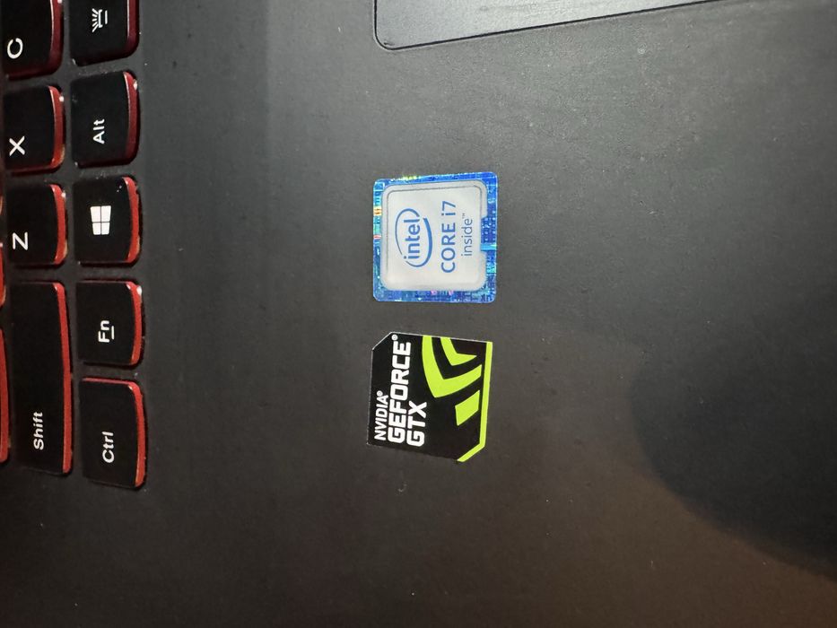 SUPER STAN Lenovo Y700-17 i7-6700HQ 8GB 512SSD GTX960M W10