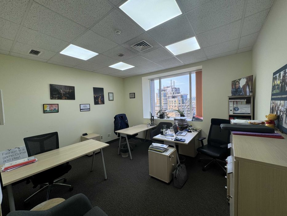 Офіс в БЦ, вул. Шовковична, метро Палац Спорту