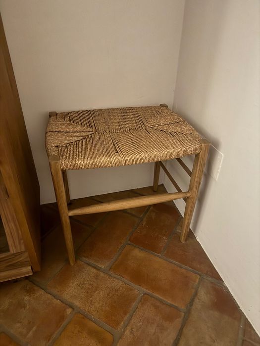 Banqueta de madeira da Zara Home