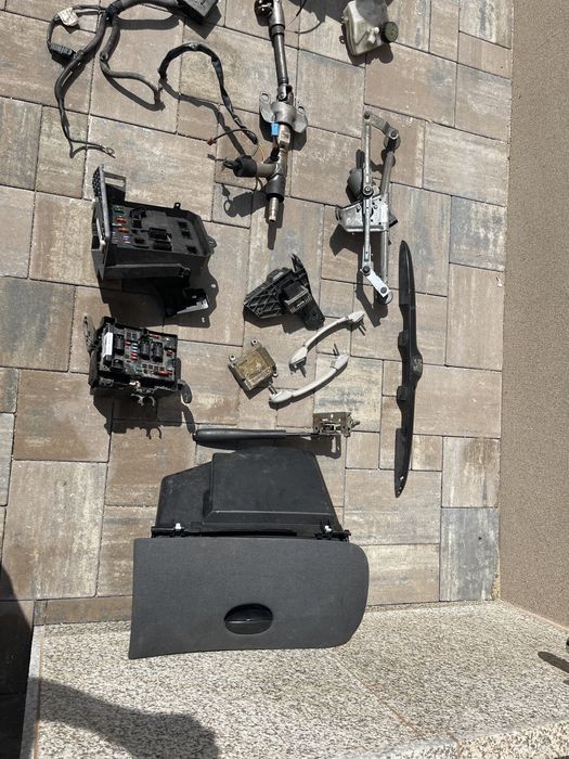 Części peugeot 206 bsi bsm sterownik silnika bak mechanizm wycieraczek