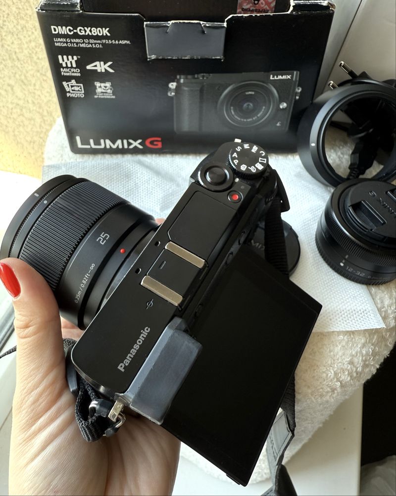 Panasonic Lumix GX80 + 2 об’єктиви (25mm f/1.7 + 12–32mm)