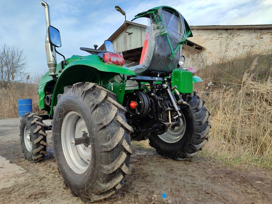 Трактор Кентавр 200В усиленный с фрезой и плугом в подарок