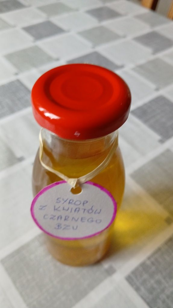 Syrop z kwiatów czarnego bzu