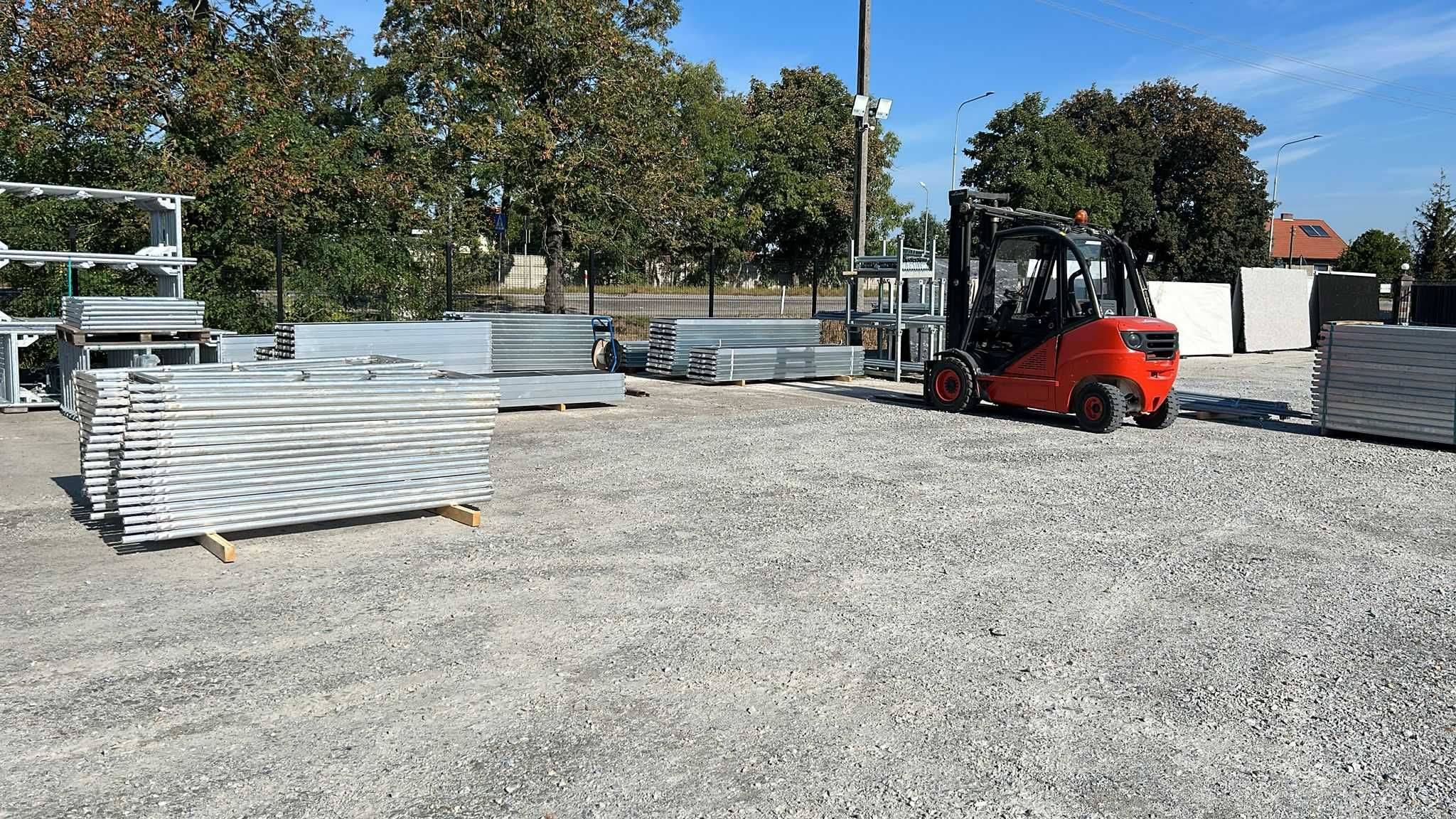 Sprzedam rusztowanie elewacyjne, fasadowe 129 m2 Baumann podesty 3,07m
