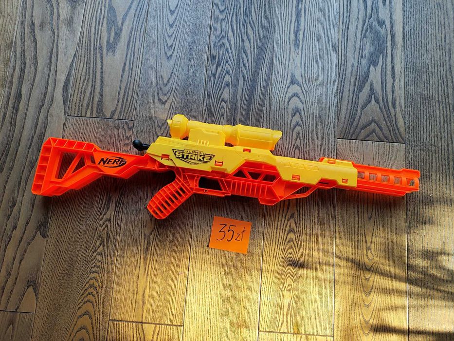 Nerf Strike używany