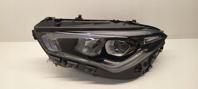 MERCEDES CLA 118 PERFORMANCE FULL LED LAMPA PRAWA W118 REFLEKTOR