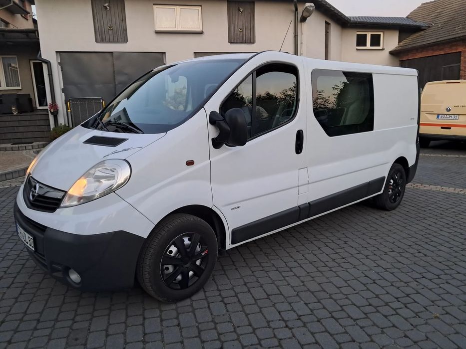 Opel VIVARO  6-Cio Osobowy Nowy Long Doka Dubel Kabina 2014r