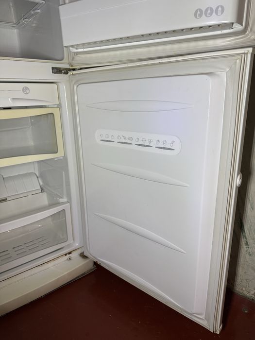 Холодильник LG GR-409GVQA