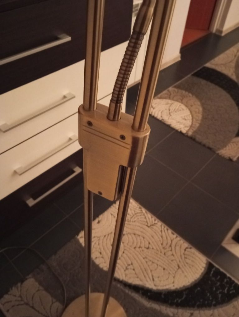 Lampa ściemnialna podłogowa