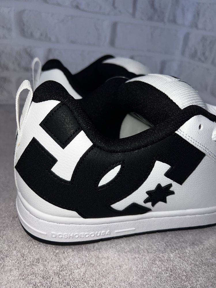 Кросівки DC shoes 43 ус. 28 Court Graffik Кроссовки Whiteblack