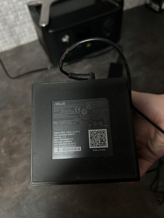 Ігровий маршрутизатор Asus ET12 AXE11000 Tri Band WiFi Router