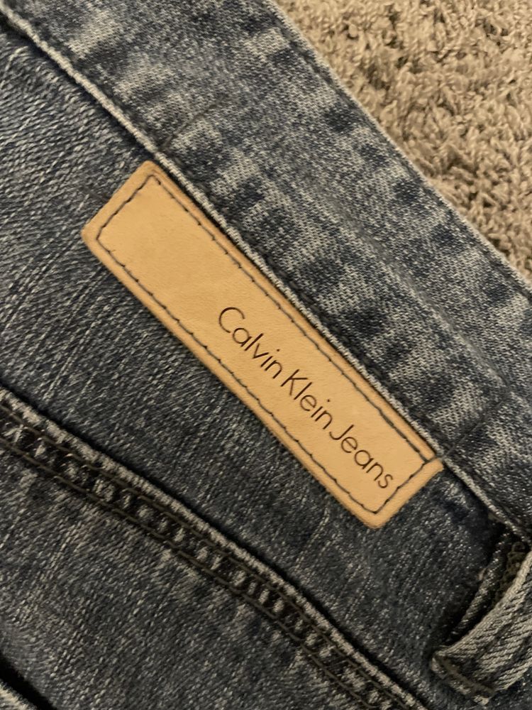 Calvin Klein spodnie jeans
