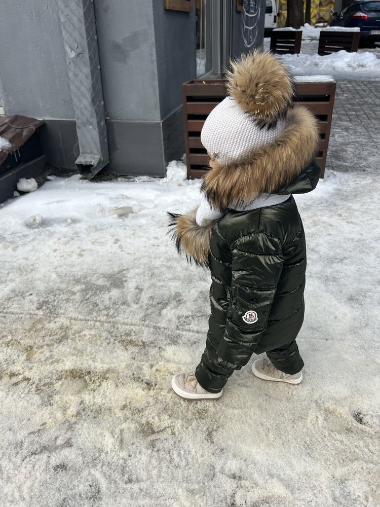 Комбинезон Moncler для ребенка 2-3 года