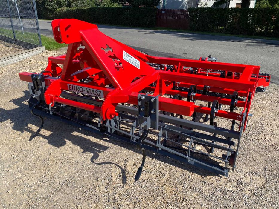 EURO-MASZ Agregat uprawowo-przedsiewny 2,1-6m hydrauliczny OD RĘKI