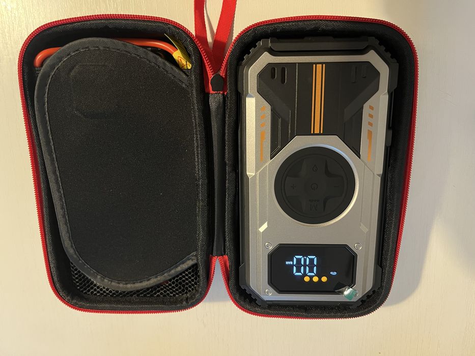 Urzadzenie rozruchowe z kompresorem powerbank