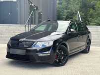 Skoda Octavia 2.0d 184PS RS Pano Mode Canton Full