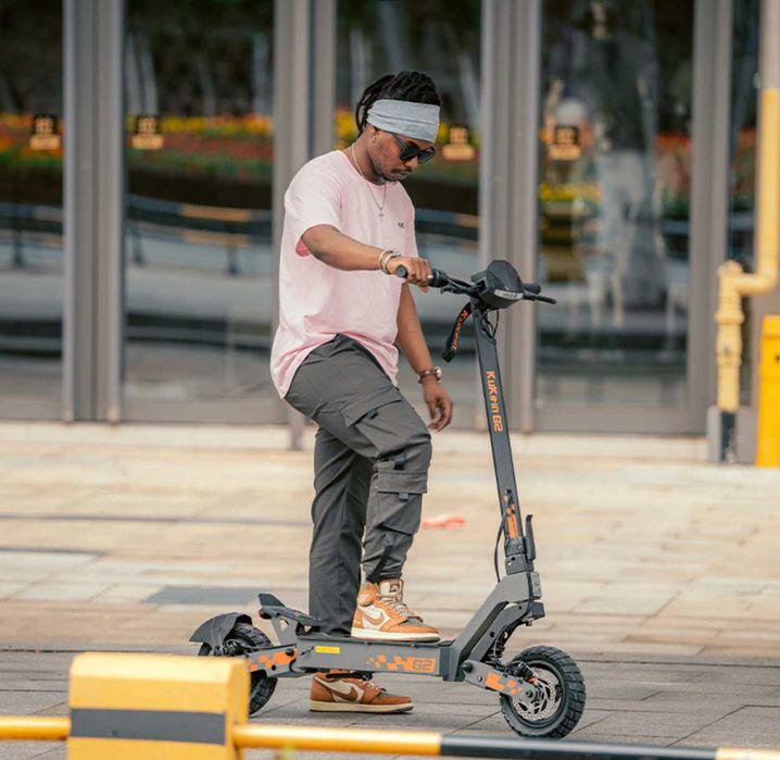 Електросамокат Kukirin G2 (2025)