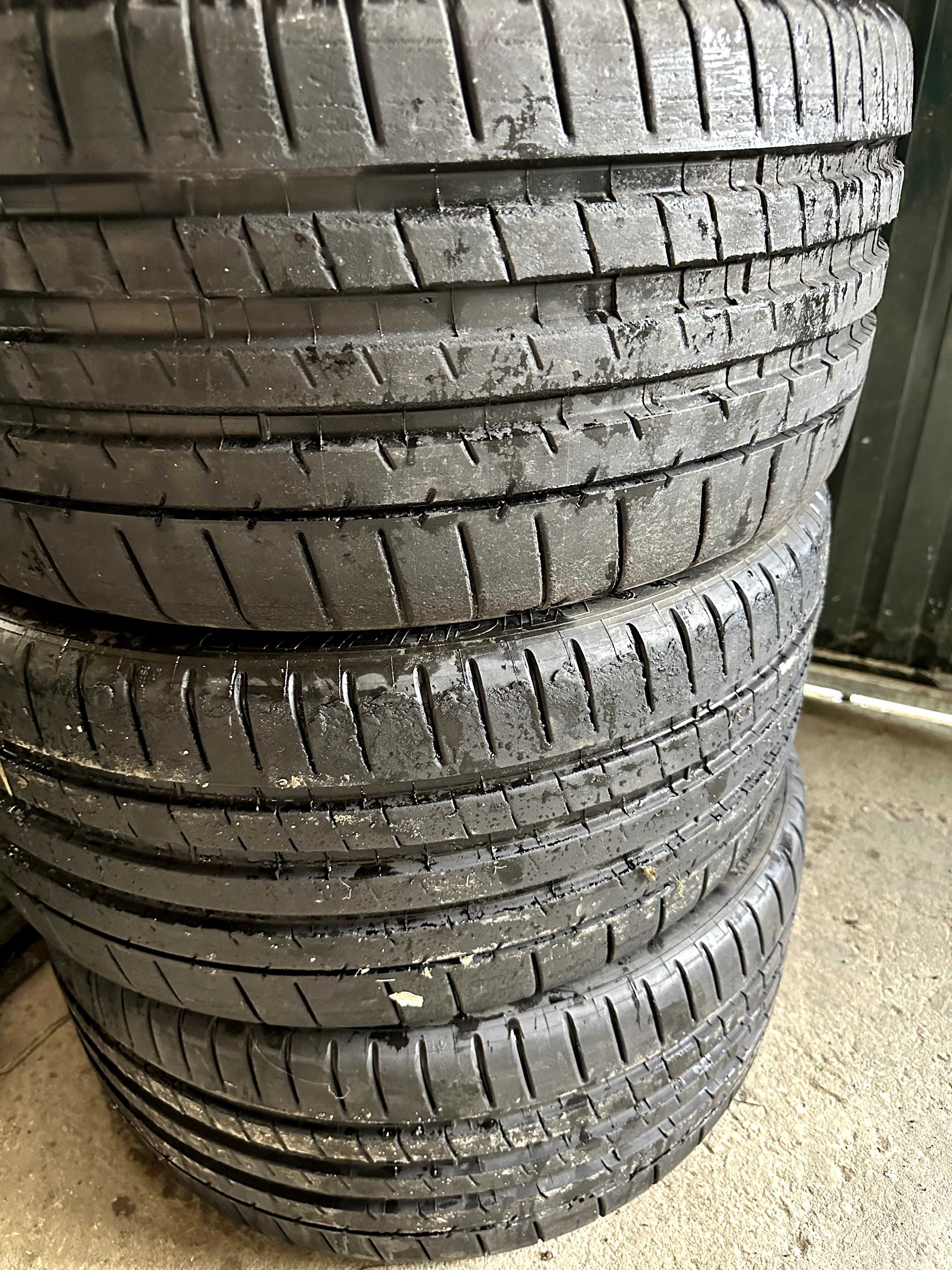 4 pneus Michelin pillot super sport 245/40 r18