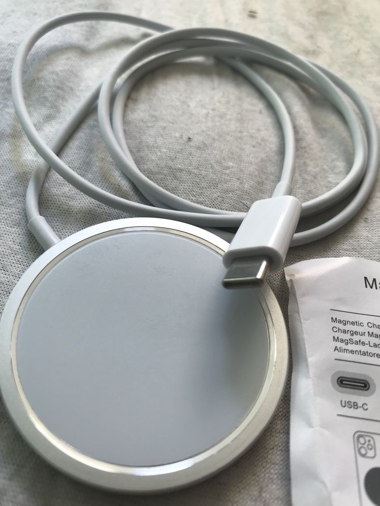 Nowa ładowarka MagSafe z przewodem usb-C