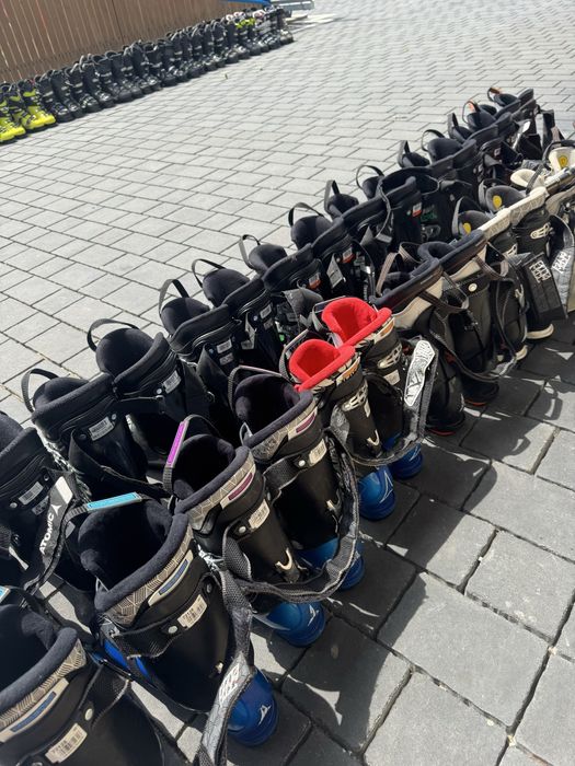 Pakiet butów narciarskich Atomic (25.5-31.5cm)