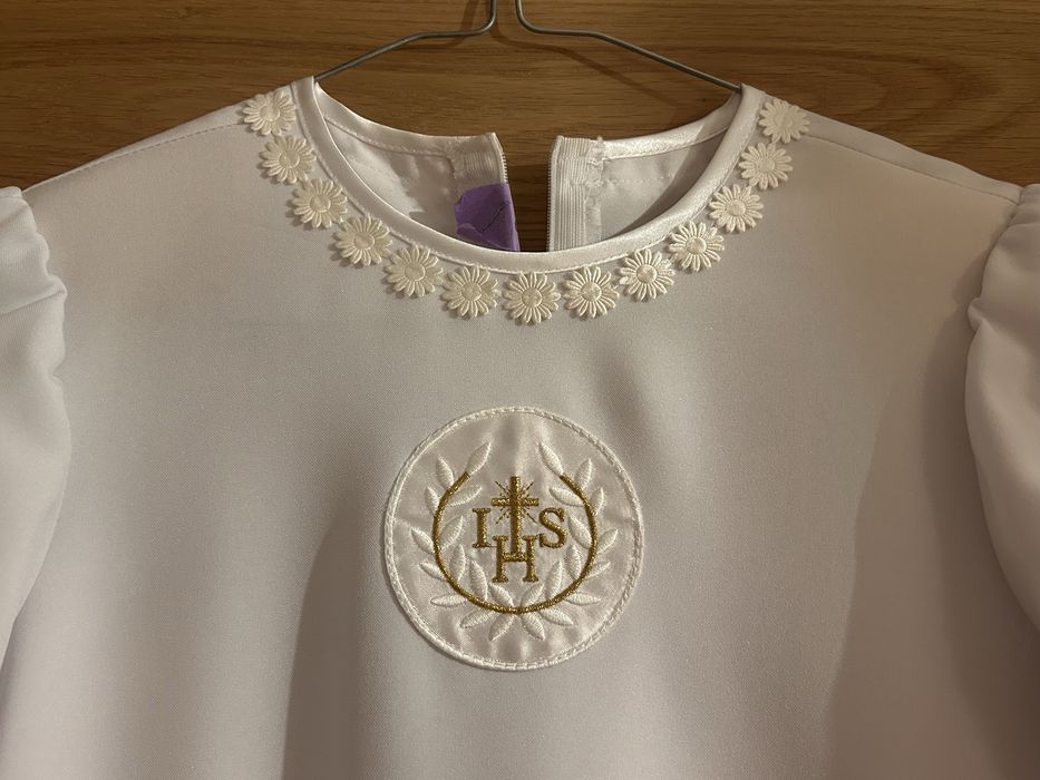 Alba komunijna dla dziewczynki