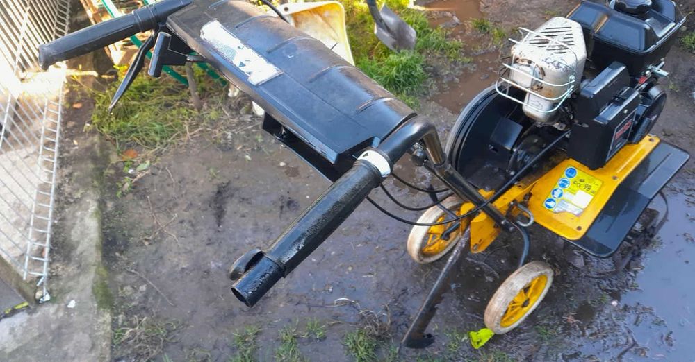 Glebogryzarka  texas nie cedrus w bdb stanie