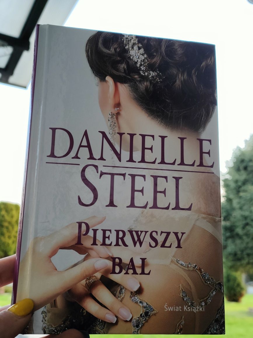 Pierwszy Bal Danielle Steel