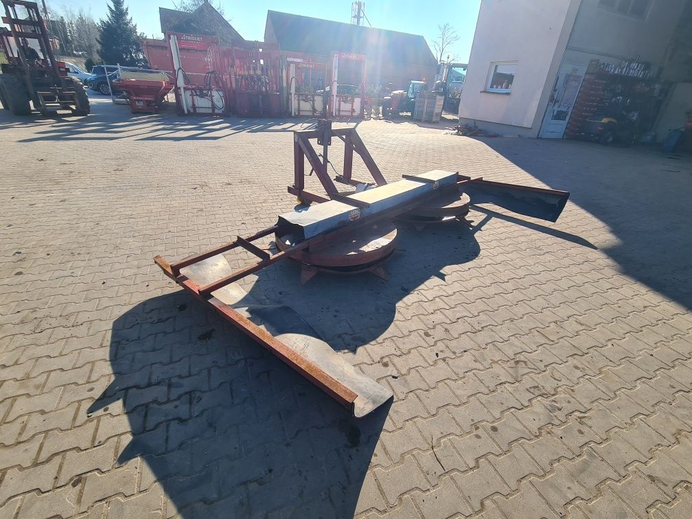 Rozbijak pryzm formownica do kiszonki