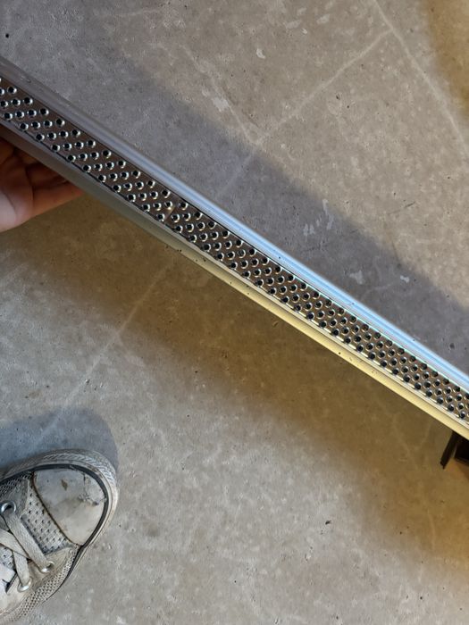 Paca i tarka do styropianu i kleju