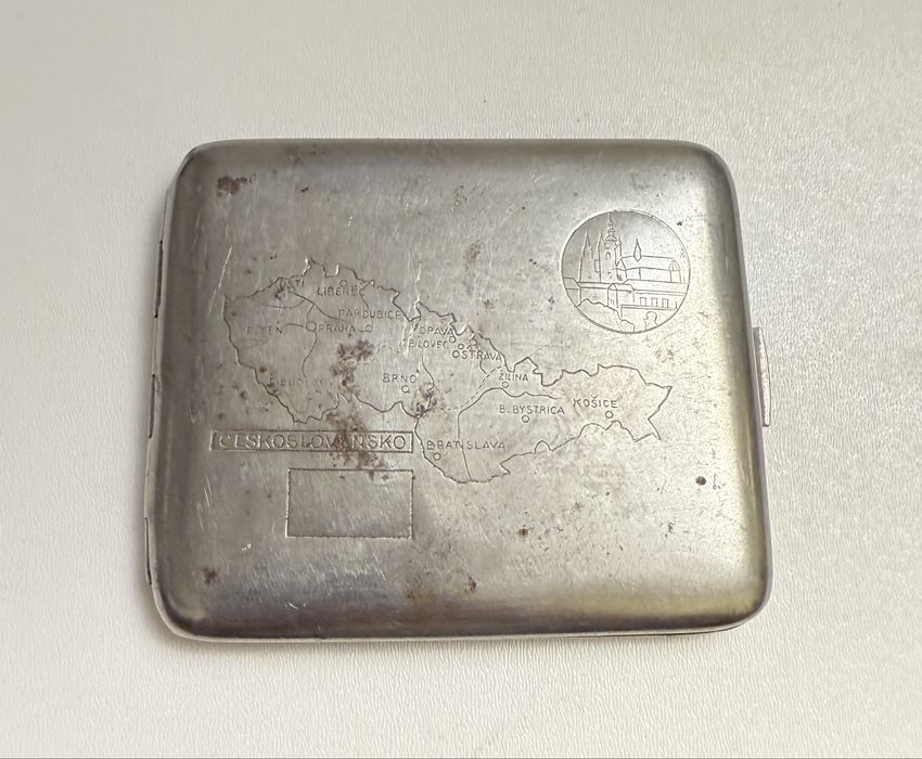 Stara papierośnica metalowa Czechosłowacja