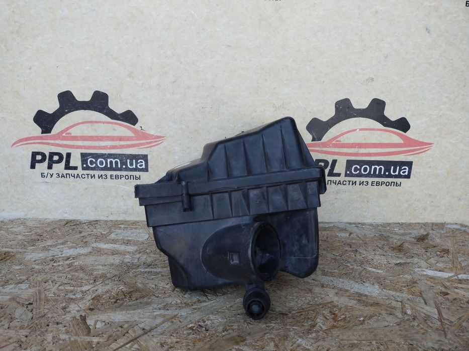 Opel Zafira B 2005-2011 Astra H Корпус воздушного фильтра 4614485947