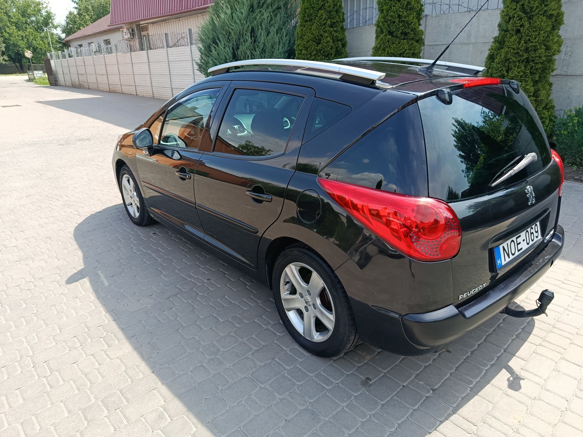Peugeot 207   SW