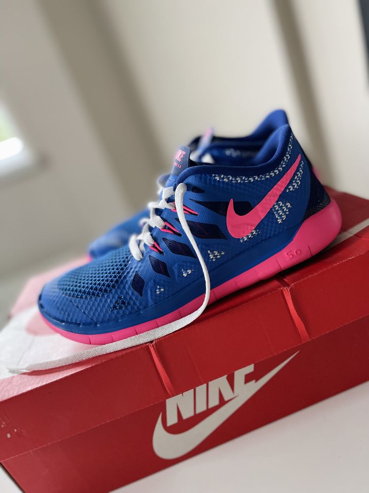 Кросівки / кросовки NIKE FREE 5.0