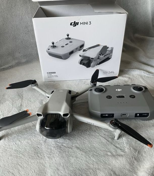 Drone DJI Mini 3 + extras