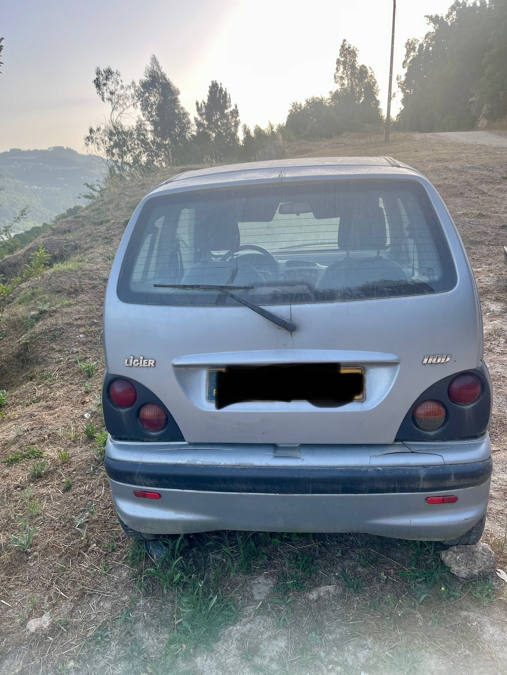 Vendo ligier para peças