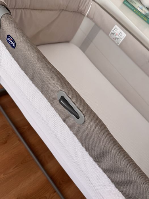 Next to me Essential