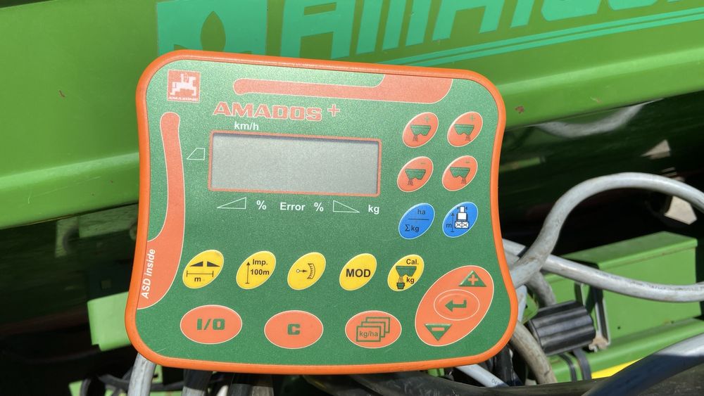 Rozsiewacz Amazone ZA-M 1201 Control