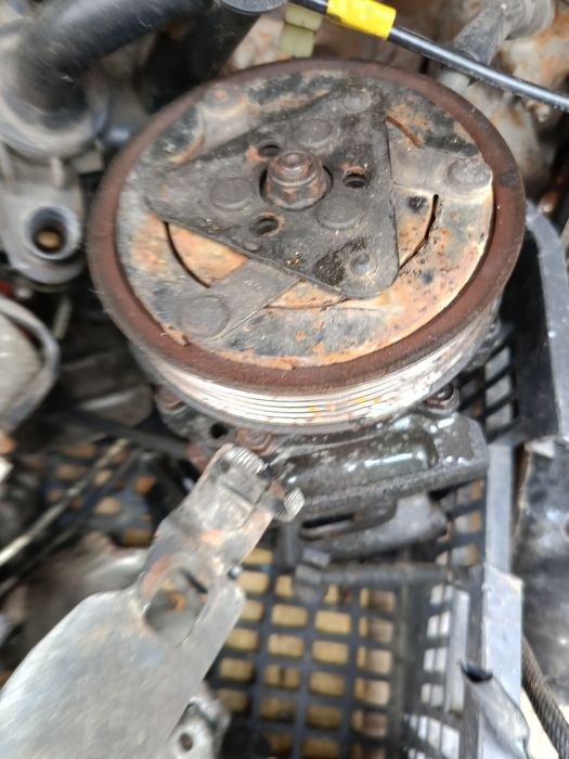 Citroen Berlingo II 1.6hdi turbo wtryski części silnika