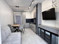 Дизайнерська 2-кімнатна, 81 м², Озерна, біля ТЦ «Агора»