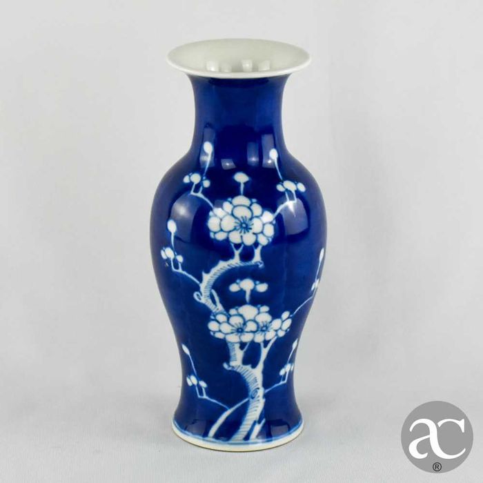 Jarra Porcelana China, Azul-Cobalto, Decoração Flor de Amendoeira nº 2