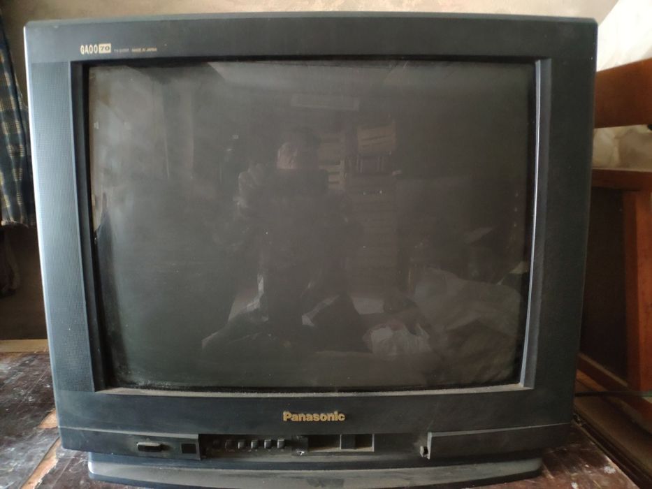 Продам телевізор рабочий в гарному стані недорого