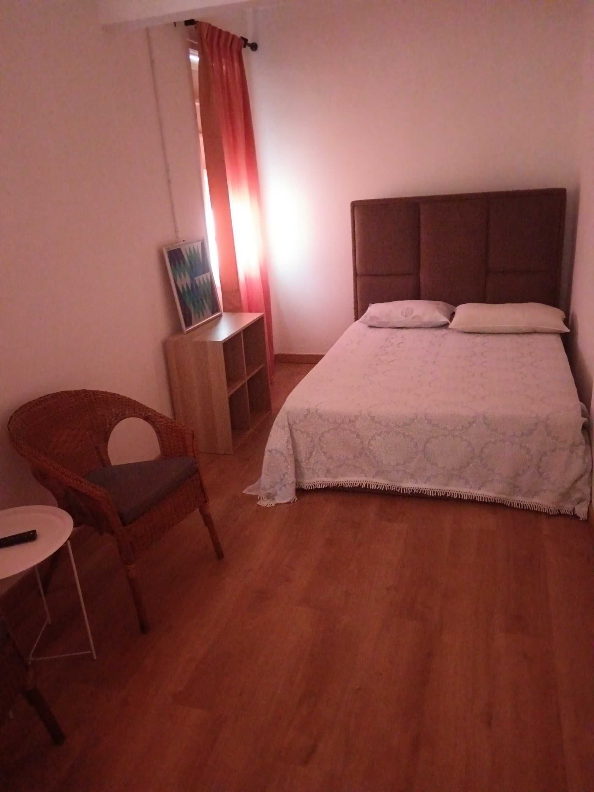 Arrendo camas no Bonfim porto  280 mensal ou 15 a diária