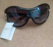 Gucci , okulary przeciwsłoneczne.