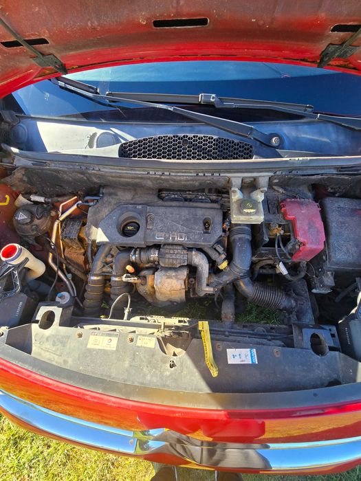 Citroen Berlingo 2 VAN 2013r HDI 3 miejsca kango toyota partner dobl